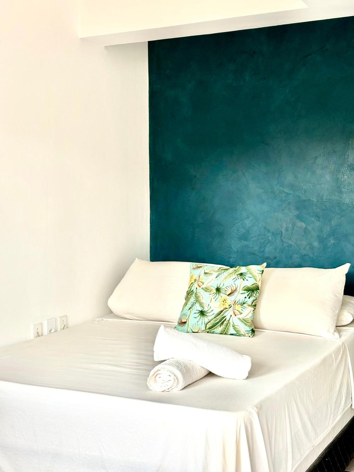 Novos Baianos Hostel E Pousada ปอร์โตเซกูโร ภายนอก รูปภาพ