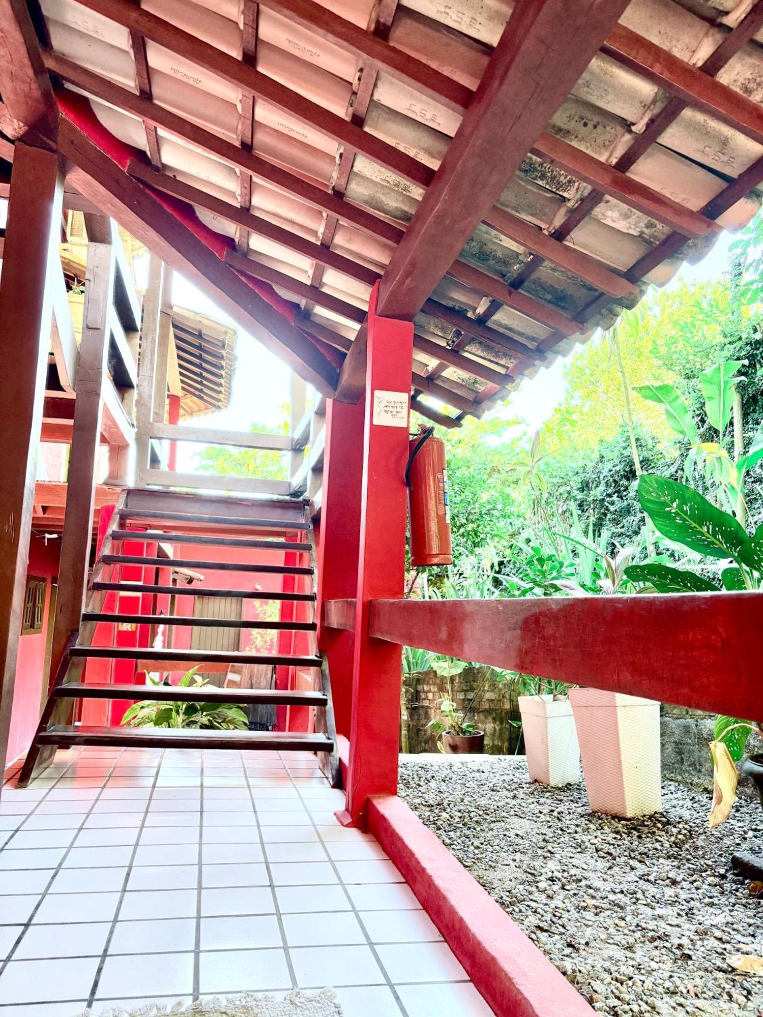 Novos Baianos Hostel E Pousada ปอร์โตเซกูโร ภายนอก รูปภาพ